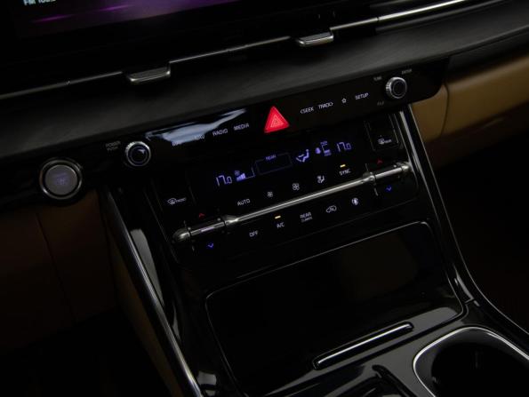 Kia Carnival IV с пробегом 2020 года, цена 3 399 000 рублей, 100351 км, минивэн, Автокод Объявления