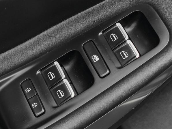 Omoda S5 с пробегом 2023 года, цена 1 390 000 рублей, 20523 км, седан, Автокод Объявления