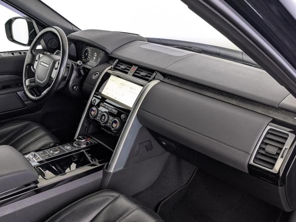 Land Rover Discovery V с пробегом 2018 года, цена 4 190 000 рублей, 117782 км, внедорожник, Автокод Объявления