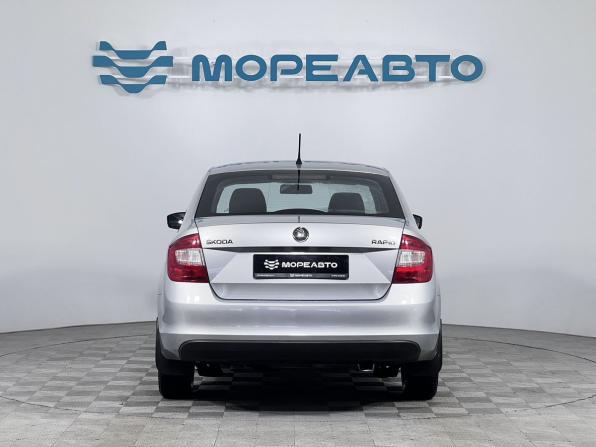 Skoda Rapid I с пробегом 2014 года, цена 1 230 000 рублей, 64793 км, лифтбек, Автокод Объявления