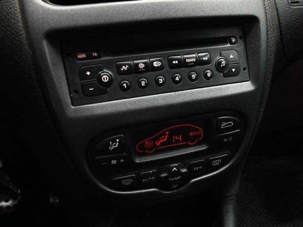 Peugeot 206 с пробегом 2005 года, цена 180 000 рублей, 266326 км, хэтчбек, Автокод Объявления
