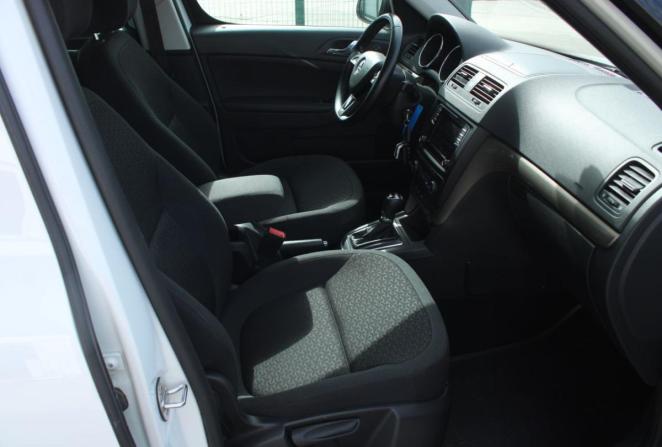 Skoda Yeti I Рестайлинг с пробегом 2015 года, цена 1 450 000 рублей, 183315 км, внедорожник, Автокод Объявления