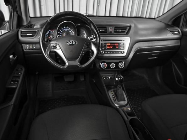 Kia Rio III Рестайлинг с пробегом 2017 года, цена 1 279 000 рублей, 136829 км, седан, Автокод Объявления