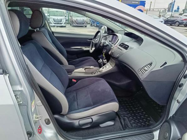 Honda Civic VIII Рестайлинг с пробегом 2008 года, цена 429 000 рублей, 303151 км, хэтчбек, Автокод Объявления