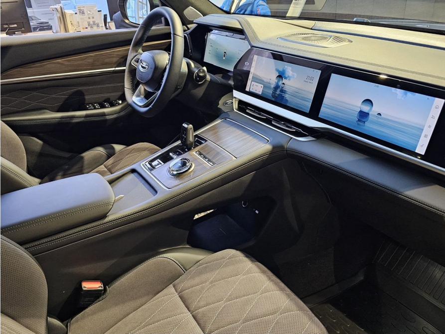 Geely Monjaro I Москва  - изображение 19