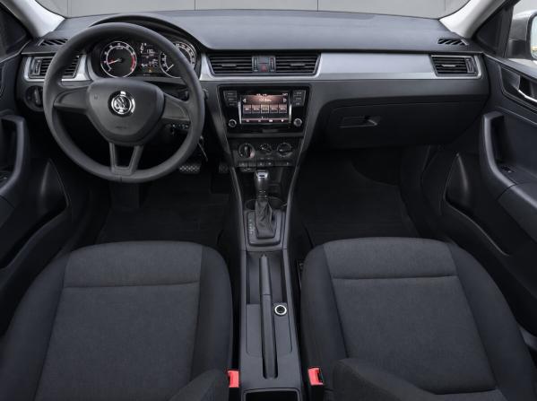 Skoda Rapid I Рестайлинг с пробегом 2018 года, цена 1 299 000 рублей, 101953 км, лифтбек, Автокод Объявления