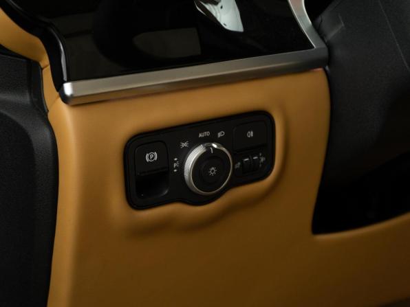Mercedes-Benz Vito III (W447) Рестайлинг 2 с пробегом 2025 года, цена 9 798 999 рублей, 178 км, минивэн, Автокод Объявления