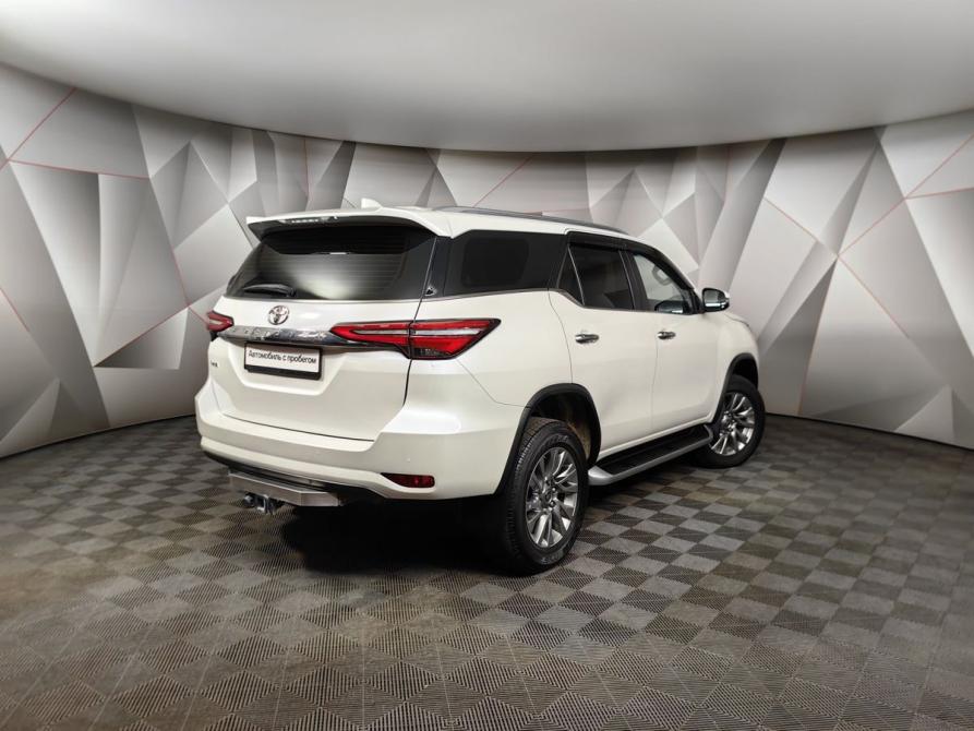 Toyota Fortuner II Рестайлинг Москва  - изображение 2