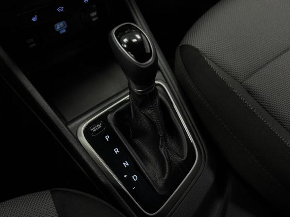 Hyundai Solaris II с пробегом 2019 года, цена 1 390 000 рублей, 111384 км, седан, Автокод Объявления