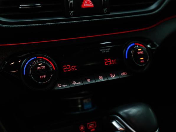 Kia Cerato IV с пробегом 2019 года, цена 1 930 000 рублей, 84699 км, седан, Автокод Объявления