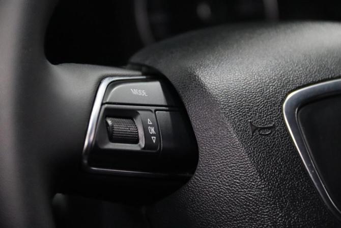 Audi A4 IV (B8) Рестайлинг с пробегом 2013 года, цена 1 345 170 рублей, 172892 км, седан, Автокод Объявления