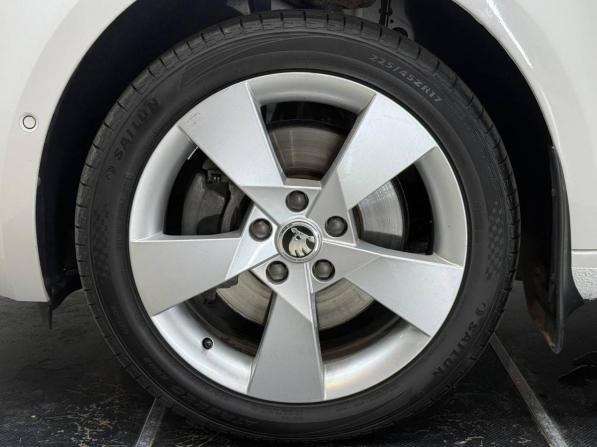 Skoda Octavia III (A7) с пробегом 2015 года, цена 1 445 000 рублей, 170749 км, лифтбек, Автокод Объявления