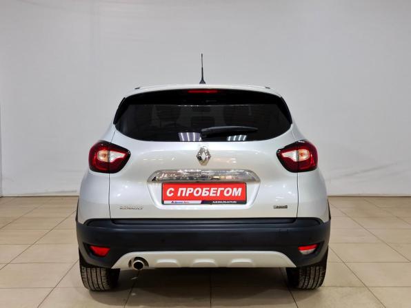 Renault Kaptur I с пробегом 2017 года, цена 1 660 000 рублей, 57616 км, внедорожник, Автокод Объявления