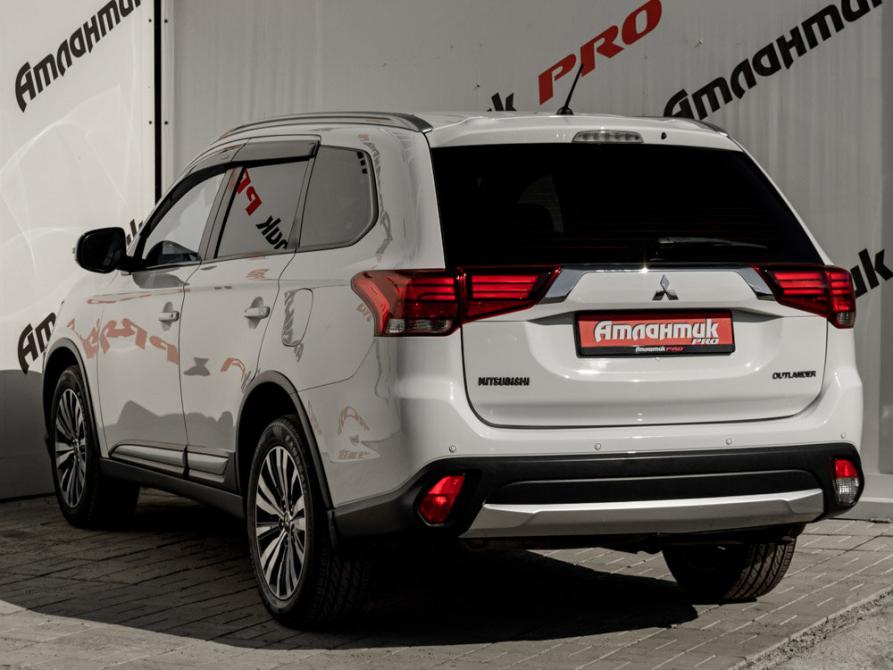Mitsubishi Outlander III Рестайлинг 2 Екатеринбург  - изображение 5