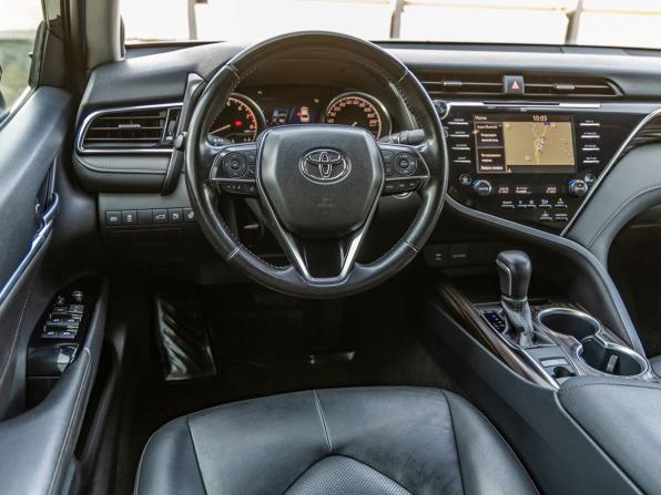 Toyota Camry VIII (XV70) с пробегом 2019 года, цена 2 798 000 рублей, 138482 км, седан, Автокод Объявления