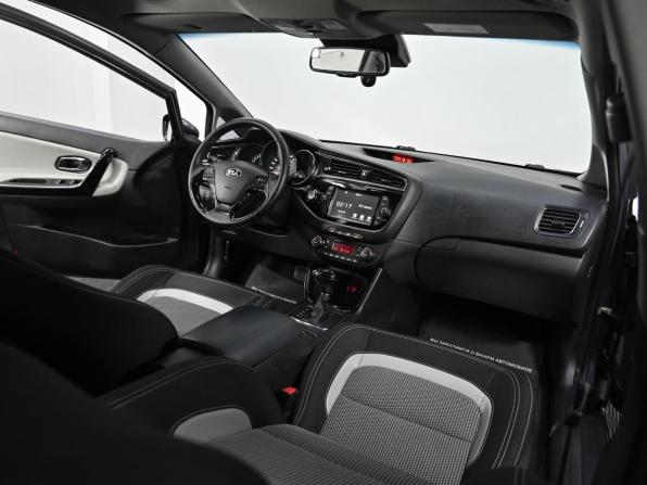 Kia Ceed II Рестайлинг с пробегом 2017 года, цена 1 249 000 рублей, 171000 км, хэтчбек, Автокод Объявления