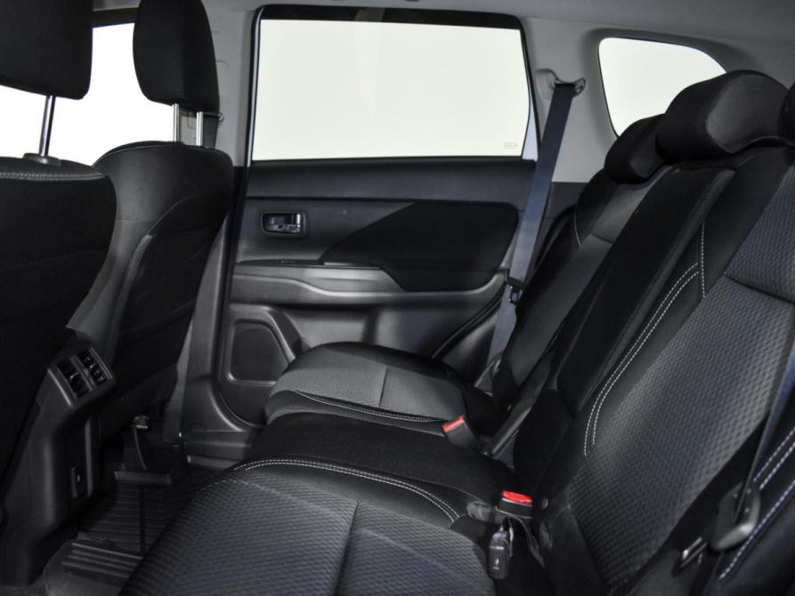 Mitsubishi Outlander III Рестайлинг 3 Санкт-Петербург  - изображение 12