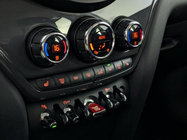Mini Countryman II с пробегом 2018 года, цена 2 450 000 рублей, 30250 км, внедорожник, Автокод Объявления