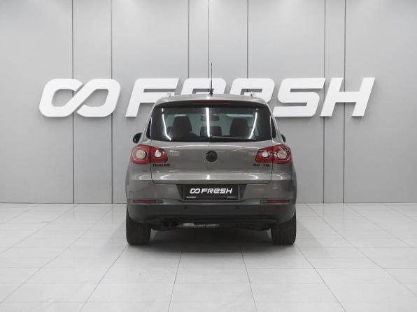 Volkswagen Tiguan I с пробегом 2009 года, цена 1 260 000 рублей, 244097 км, внедорожник, Автокод Объявления