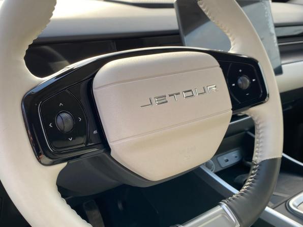 JETOUR DASHING I с пробегом 2023 года, цена 2 199 000 рублей, 41962 км, внедорожник, Автокод Объявления