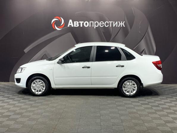 Lada (ВАЗ) Granta I с пробегом 2018 года, цена 535 000 рублей, 109677 км, седан, Автокод Объявления