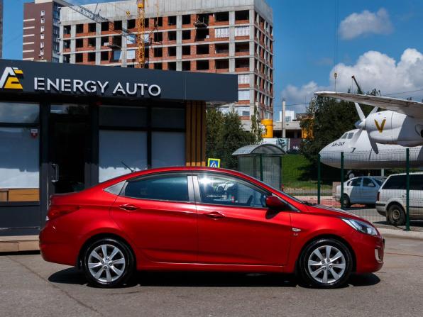 Hyundai Solaris I с пробегом 2011 года, цена 815 000 рублей, 101668 км, седан, Автокод Объявления