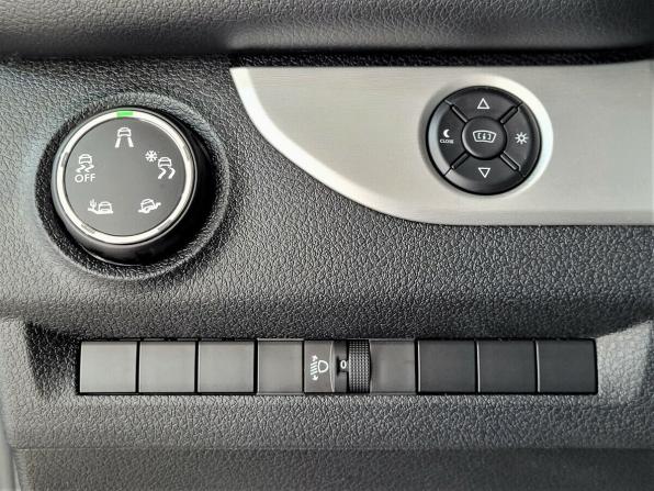 Citroen SpaceTourer I с пробегом 2018 года, цена 3 000 000 рублей, 131931 км, минивэн, Автокод Объявления