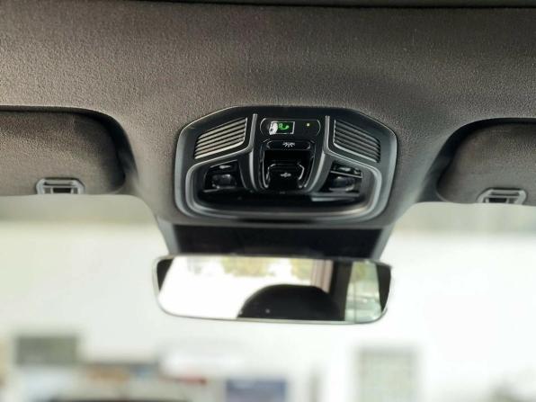 Geely Monjaro I Рестайлинг с пробегом 2025 года, цена 3 795 000 рублей, 17329 км, внедорожник, Автокод Объявления