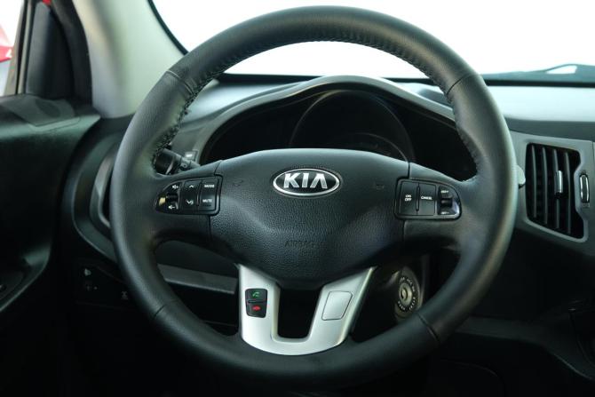 Kia Sportage III с пробегом 2013 года, цена 1 389 000 рублей, 92000 км, внедорожник, Автокод Объявления