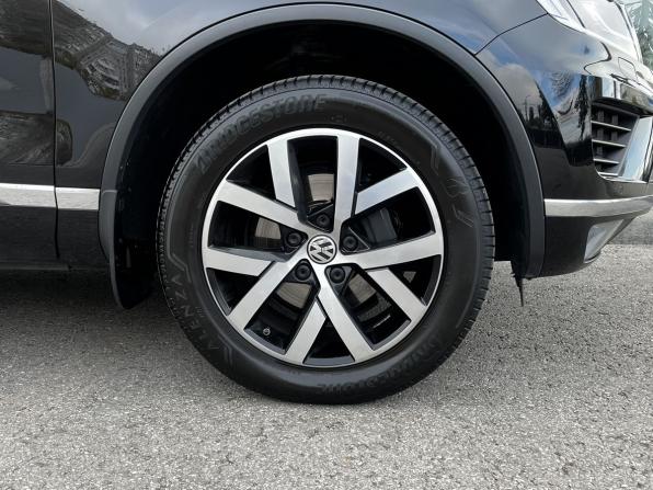 Volkswagen Touareg II Рестайлинг с пробегом 2017 года, цена 3 790 000 рублей, 90700 км, внедорожник, Автокод Объявления