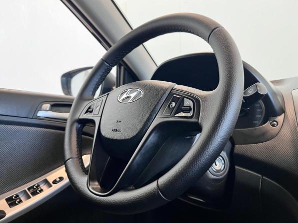 Hyundai Solaris I с пробегом 2013 года, цена 760 000 рублей, 121468 км, седан, Автокод Объявления