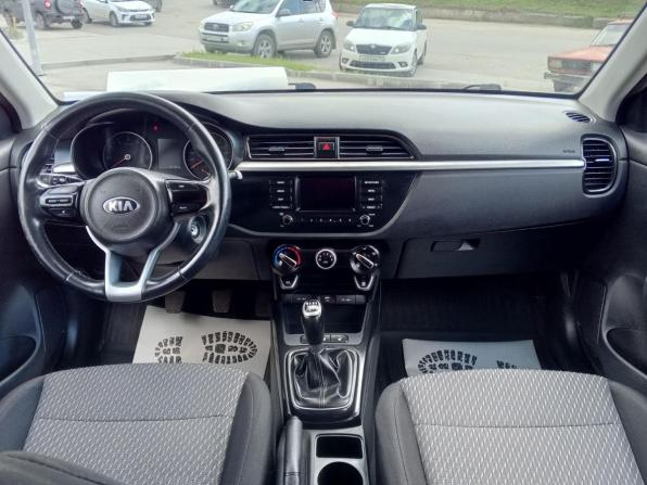 Kia Rio IV с пробегом 2018 года, цена 1 230 000 рублей, 67184 км, седан, Автокод Объявления