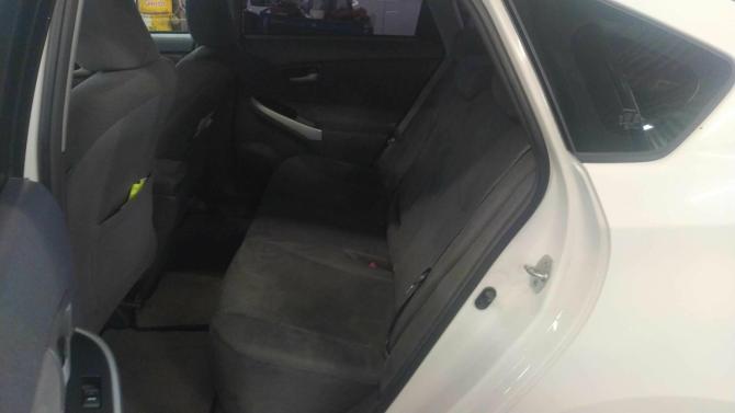 Toyota Prius III (XW30) с пробегом 2009 года, цена 940 000 рублей, 335871 км, лифтбек, Автокод Объявления