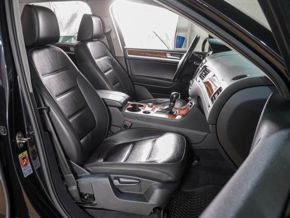Volkswagen Touareg II с пробегом 2012 года, цена 1 799 000 рублей, 280330 км, внедорожник, Автокод Объявления