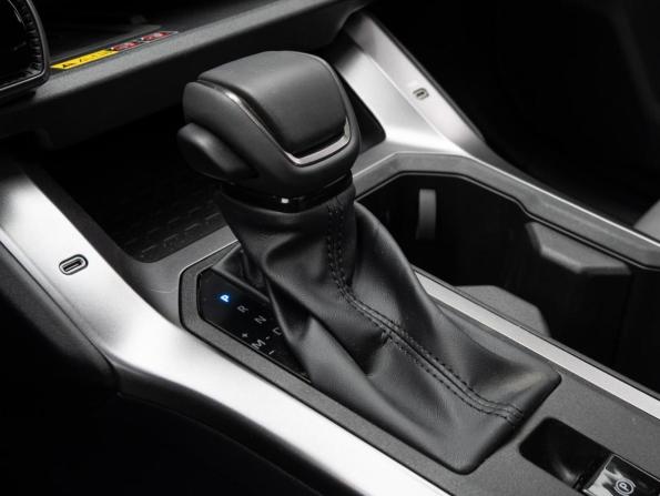 Toyota RAV4 VI (XA60) с пробегом 2026 года, цена 4 490 000 рублей, 13 км, внедорожник, Автокод Объявления