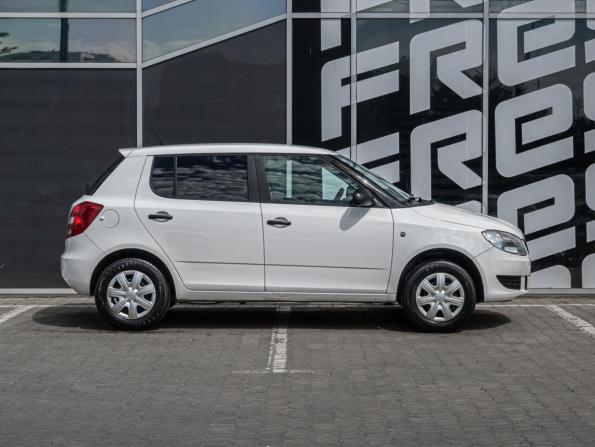Skoda Fabia II Рестайлинг с пробегом 2013 года, цена 670 000 рублей, 174117 км, хэтчбек, Автокод Объявления