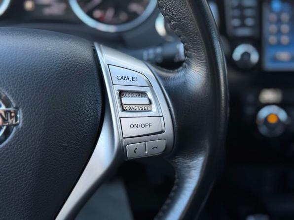 Nissan Qashqai II с пробегом 2018 года, цена 1 620 000 рублей, 107870 км, внедорожник, Автокод Объявления