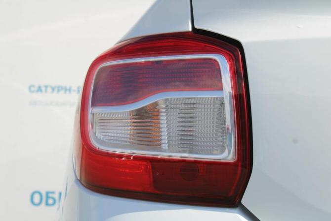 Renault Logan II Рестайлинг с пробегом 2020 года, цена 750 000 рублей, 160000 км, седан, Автокод Объявления