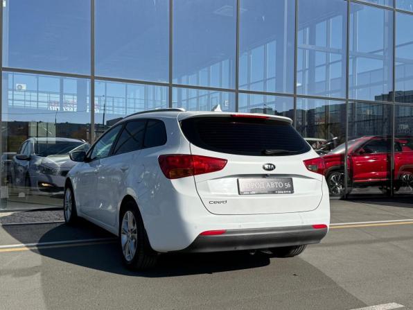 Kia Ceed II Рестайлинг с пробегом 2017 года, цена 1 290 000 рублей, 149000 км, универсал, Автокод Объявления