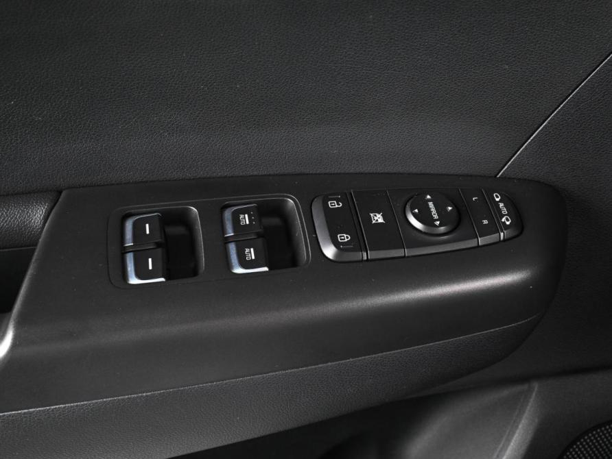 Kia Sportage IV Рестайлинг Ростов-на-Дону  - изображение 16
