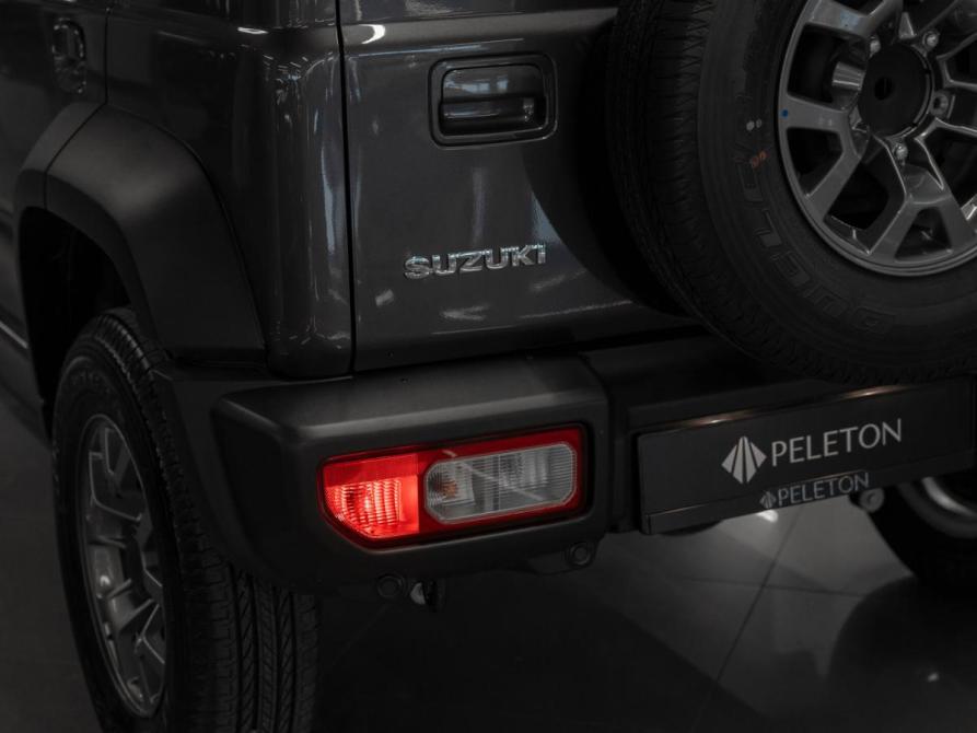 Suzuki Jimny IV Москва  - изображение 20
