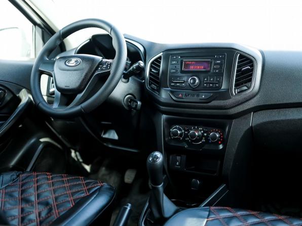 Lada (ВАЗ) XRAY I с пробегом 2017 года, цена 779 000 рублей, 58286 км, хэтчбек, Автокод Объявления