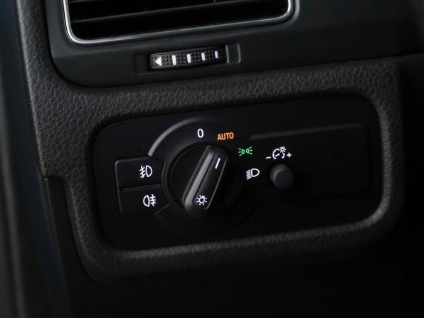 Volkswagen Touareg II Рестайлинг с пробегом 2015 года, цена 2 580 055 рублей, 119715 км, внедорожник, Автокод Объявления