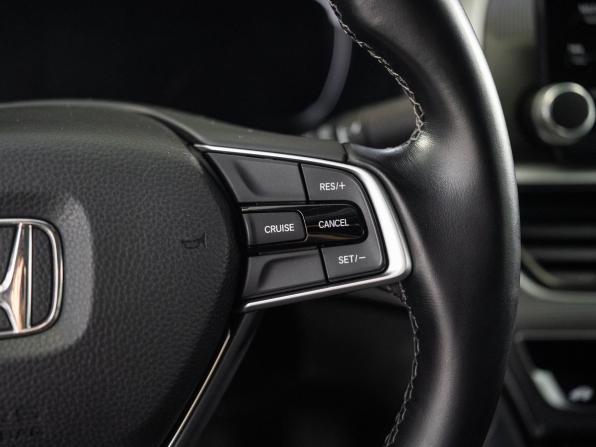 Honda Accord X Рестайлинг с пробегом 2021 года, цена 2 449 500 рублей, 52073 км, седан, Автокод Объявления