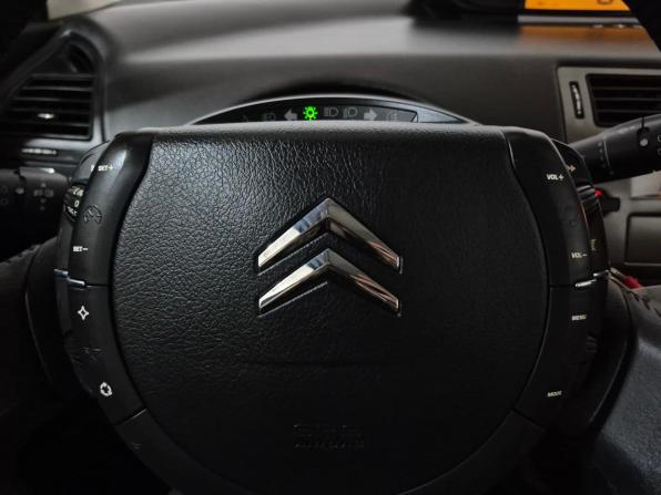 Citroen C4 I Рестайлинг с пробегом 2010 года, цена 360 000 рублей, 232410 км, хэтчбек, Автокод Объявления
