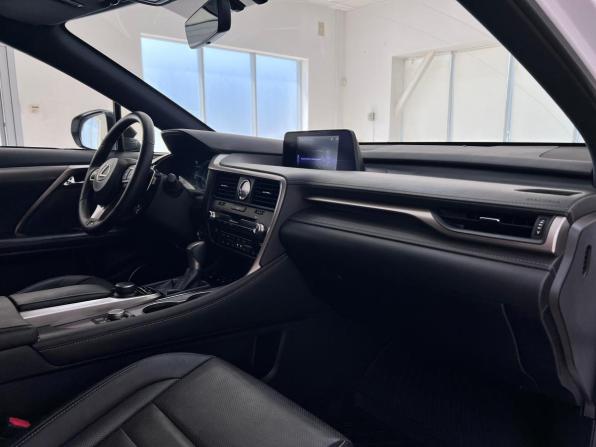 Lexus RX IV с пробегом 2017 года, цена 3 750 000 рублей, 185923 км, внедорожник, Автокод Объявления