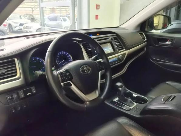 Toyota Highlander III (XU50) Рестайлинг с пробегом 2018 года, цена 3 780 000 рублей, 148000 км, внедорожник, Автокод Объявления