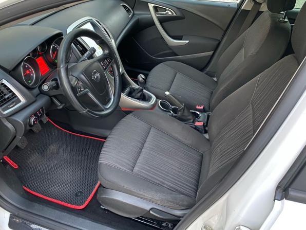 Opel Astra J с пробегом 2011 года, цена 570 000 рублей, 265425 км, хэтчбек, Автокод Объявления