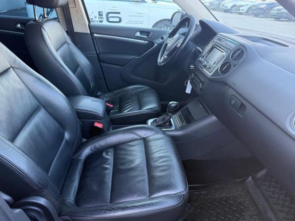 Volkswagen Tiguan I Рестайлинг с пробегом 2012 года, цена 1 044 000 рублей, 322852 км, внедорожник, Автокод Объявления