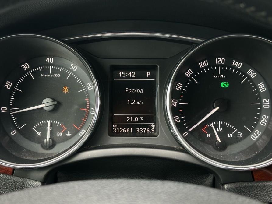 Skoda Superb II Санкт-Петербург  - изображение 18